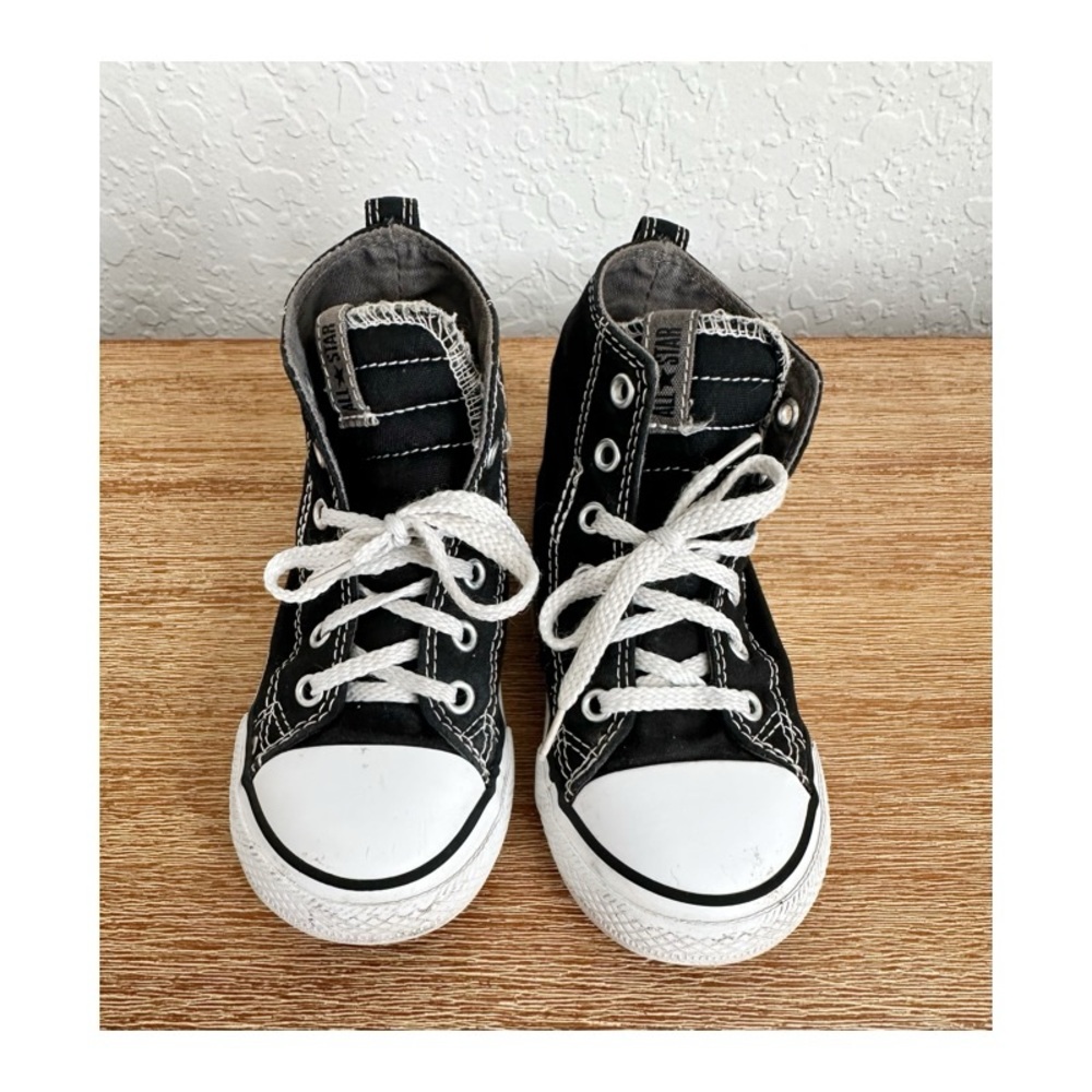 Converse Hightop Sneakers